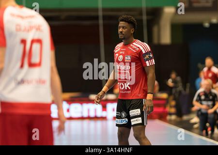 Odense, Dänemark. März 2025. Reinier Taboada (97) von Fredericia Handball während des EHF Champions League-Spiels zwischen Fredericia Handball und Dinamo Bucuresti in der Jyske Bank Arena in Odense. Quelle: Gonzales Photo/Alamy Live News Stockfoto