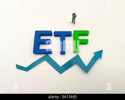 SUQIAN, CHINA - 7. MÄRZ 2025 - Abbildung ETF, Suqian, Provinz Jiangsu, China, 7. März 2025. Stockfoto
