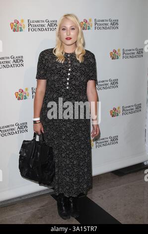 HOLLYWOOD - 01. SEPTEMBER: Hayley Hasselhoff kommt am OK an! Die 5. Jahrestag-Party des Magazins USA fand am 1. September 2010 im La Vida in Hollywood, Kalifornien, statt. Leute: Hayley Hasselhoff Credit: Storms Media Group/Alamy Live News Stockfoto