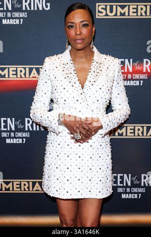 Los Angeles, Usa. März 2025. LOS ANGELES, KALIFORNIEN, USA - 6. MÄRZ: Aisha Tyler kommt bei der Los Angeles Premiere von Intrinsic Value Films' und Sumerians 'Queen of the Ring', die am 6. März 2025 im AMC The Grove 14 in Los Angeles, Kalifornien, USA stattfand. (Foto: Xavier Collin/Image Press Agency) Credit: Image Press Agency/Alamy Live News Stockfoto