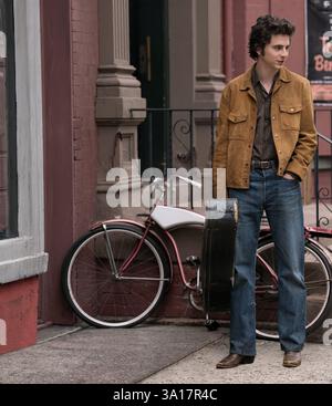 TIMOTHEE CHALAMET in A COMPLETE UNKNOWN (2024), Regie: JAMES MANGOLD. Quelle: Range Media Partner / The Picture Company / Album Stockfoto