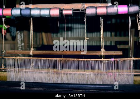 Traditionelle Handwebmaschine von Mizo-Leuten Stockfoto