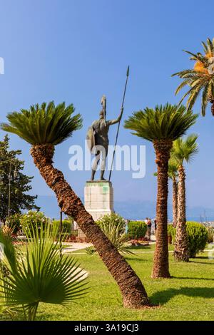 Statue des Achilles im Garten des Achilleion auf Korfu Stockfoto