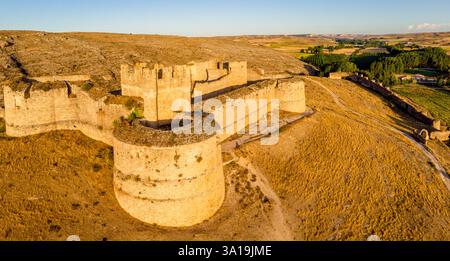 Burg aus dem 15. Jahrhundert, Berlanga de Duero, Soria, autonome Gemeinde Kastilien und León, Spanien, Europa Stockfoto