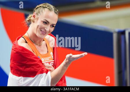Apeldoorn, Niederlande. März 2025. APELDOORN, NIEDERLANDE - 8. MÄRZ: Lieke Klaver aus den Niederlanden während der Leichtathletik-Halleneuropameisterschaft 2025 in Omnisport am 8. März 2025 in Apeldoorn, Niederlande. (Foto von Andre Weening/Orange Pictures) Credit: Orange Pics BV/Alamy Live News Stockfoto