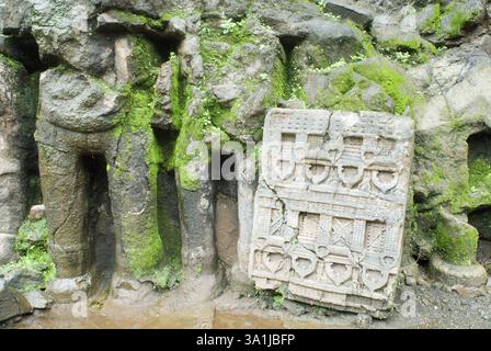 Blick auf die Höhlen von Pataleshwar, Pune, Maharashtra, Indien, Asien Stockfoto