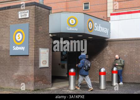 Östlicher Eingang zur U-Bahn-Station Buchanan Street, Glasgow, Schottland, Großbritannien Stockfoto