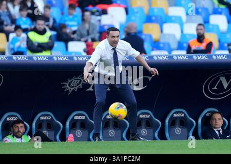 Neapel, Italien. März 2025. Raffaele Palladino Head Coach der ACF Fiorentina während des Spiels der Serie A zwischen SSC Napoli und ACF Fiorentina im Stadio Diego Armando Maradona Neapel Italien am 9. März 2025. Franco Romano/Alamy Live News Stockfoto