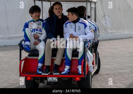 BAHRAIN INTERNATIONAL CIRCUIT, BAHRAIN - 26. FEBRUAR: Yuki Tsunoda, Racing Bulls VCARB 02 aus Japan während des Bahrain International Circuit am Mittwoch, 26. Februar 2025 in Sakhir, Bahrain (Foto: Michael Potts/BSR Agency) Stockfoto