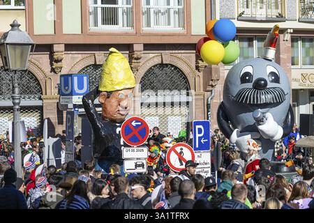 Der Frankfurter Karnevalsumzug überquert am 2. März 2025 den Roemerberg in Frankfurt am Main, Roemerberg, Frankfurt am Main, Hessen Stockfoto