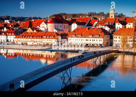 Maribor, Slowenien, Stadt in Europa. Bild der städtischen Landschaft von Maribor. Blick auf die Altstadt. Stockfoto