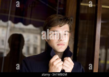 Der britische Schauspieler Sam Riley wurde nach dem Preis für die beste Performance in einem britischen Spielfilm beim Edinburgh International Film Festival für seine Rolle als Sänger Ian Curtis im Film Control aufgenommen. Das 61. Festival fand vom 15. Bis 26. August statt und zeigte Filme aus aller Welt. Stockfoto