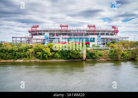 13. Oktober 2023, Nashville, TN: Blick auf das Nissan-Fußballstadion vom Cumberland River in Nashville, Tennessee Stockfoto
