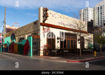 Las Vegas, Nevada - USA - 2. März 2025: Außenansicht des mexikanischen Restaurants an der 6th Street in Downtown Las Vegas, Nevada, USA. Stockfoto