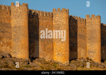 „Alter Zaun oder Cerca Vieja“, Mauer aus dem 10. Bis 12. Jahrhundert, Berlanga de Duero, Soria, autonome Gemeinde Castilla y León, Spanien. Stockfoto