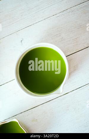 Nahaufnahme pures Matcha-Grüntee, Cafe-Menü Stockfoto