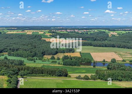 Herrlicher Sommertag am Kleinen Brombachsee rund um den Erholungsort Absberg Ausblick auf die Ferienregion Brombachsee bei Absberg in Mittelf Absberg Stockfoto