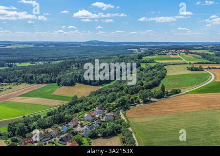 Herrlicher Sommertag am Kleinen Brombachsee rund um den Erholungsort Absberg Ausblick auf die Ferienregion Brombachsee bei Absberg in Mittelf Absberg Stockfoto