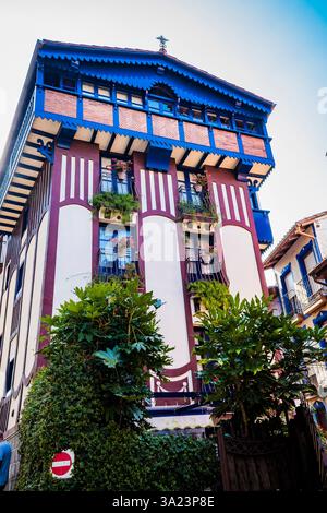 Traditionelle baskische Architektur. Mutriku, Gipuzkoa, Baskenland, Spanien, Europa Stockfoto
