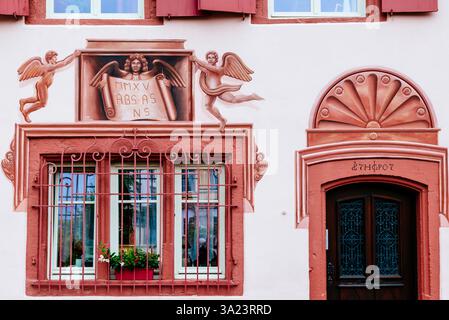 Trompe l'oeil Haus Fassade im historischen Zentrum. Colmar, Colmar-Ribeauvillé, Haut-Rhin, Frankreich, Europa Stockfoto