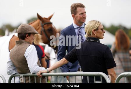 Zara Tindall während der Pferdeinspektion vor den Land Rover Burghley Horse Trials in Burghley House, Lincolnshire. Bilddatum: Mittwoch, 4. September 2024. Stockfoto