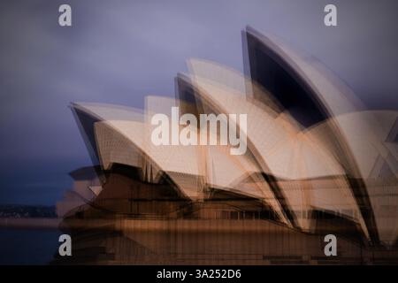Sydney, Australien. Sonntag, 12. August 2021. Mehrere Aufnahmen des Opernhauses, Circular Quay, Sydney. Das Foto vom Opernhaus wurde aufgenommen Stockfoto