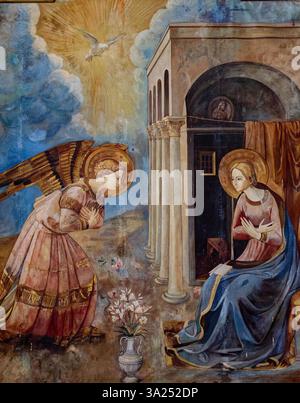 Acciaroli, ITALIEN - 10-30-2024: Gemälde (19. Jahrhundert) der Verkündigung an die Jungfrau Maria durch den Erzengel Gabriel. Stockfoto