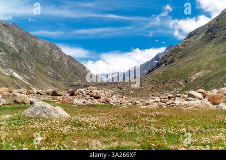 Atemberaubende Landschaft und Reisefotos mit Naturschönheiten, Abenteuern und malerischen Aussichten – perfekt für Tourismus, Editorials und Marketing. Stockfoto