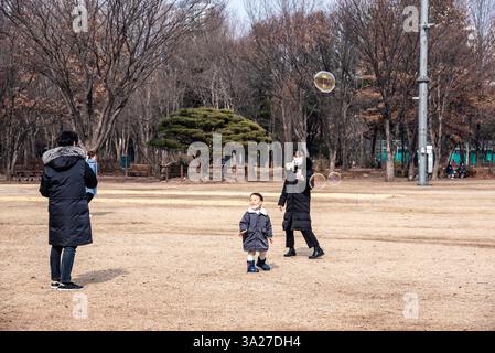 Seoul Forest großer öffentlicher Park im Seongdong District in Seoul, Hauptstadt Südkoreas am 11. Februar 2023 Stockfoto