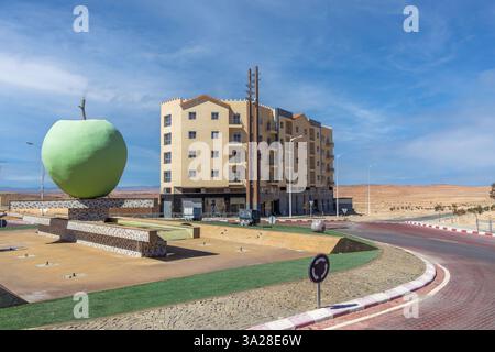 Midelt ist eine marokkanische Stadt in der Region Meknes-Tafilalet. Das Stadtzentrum liegt auf einer Höhe von 1464 Metern über dem Meeresspiegel. Stockfoto