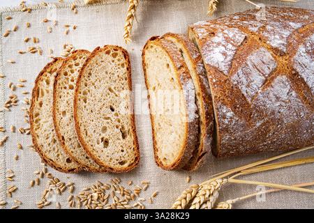 Köstliches gemischtes Roggenbrot, auch bekannt als Graubrot Stockfoto