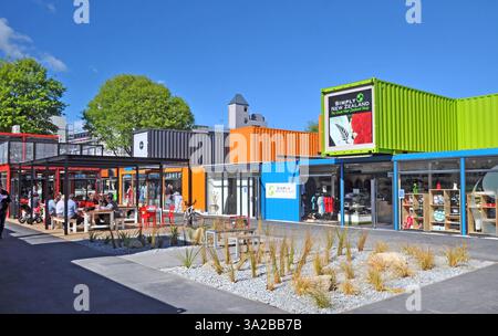 Christchurch, Neuseeland - 03. November 2011; als erster großer Schritt zum Wiederaufbau des Severs wird Ein Shoppingbereich für Versandcontainer eröffnet Stockfoto