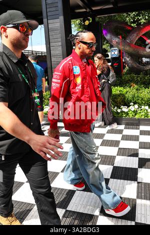 Melbourne, Australien. März 2025. Lewis Hamilton (GBR) Ferrari. 13.03.2025. Formel-1-Weltmeisterschaft, Rd 1, Grand Prix Von Australien, Albert Park, Melbourne, Australien, Vorbereitungstag. Das Foto sollte lauten: XPB/Alamy Live News. Stockfoto