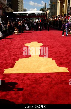 FEBRUAR 2004 - HOLLYWOOD, KALIFORNIEN, USA - K35802FB. ÜBERBLICK ÜBER DIE 76. JÄHRLICHEN ACADEMY AWARDS. IM KODAK THEATER, HOLLYWOOD, KALIFORNIEN, 29.02.2004. FITZROY BARRETT/ 2004.(Bild: © Globe Photos/ZUMAPRESS.com) Stockfoto