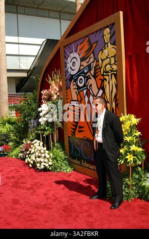 FEBRUAR 2004 - HOLLYWOOD, KALIFORNIEN, USA - K35802FB. ÜBERBLICK ÜBER DIE 76. JÄHRLICHEN ACADEMY AWARDS. IM KODAK THEATER, HOLLYWOOD, KALIFORNIEN, 29.02.2004. FITZROY BARRETT/ 2004.(Bild: © Globe Photos/ZUMAPRESS.com) Stockfoto