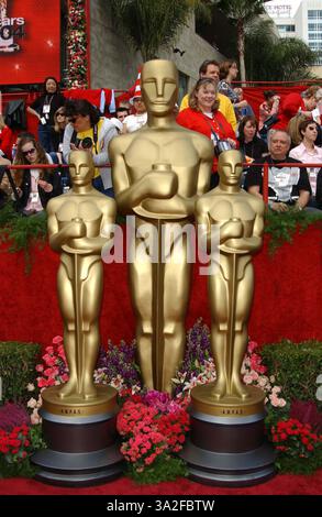 FEBRUAR 2004 - HOLLYWOOD, KALIFORNIEN, USA - K35802FB. ÜBERBLICK ÜBER DIE 76. JÄHRLICHEN ACADEMY AWARDS. IM KODAK THEATER, HOLLYWOOD, KALIFORNIEN, 29.02.2004. FITZROY BARRETT/ 2004.(Bild: © Globe Photos/ZUMAPRESS.com) Stockfoto