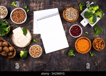 Sortierung pflanzlicher veganer Proteinprodukte Stockfoto