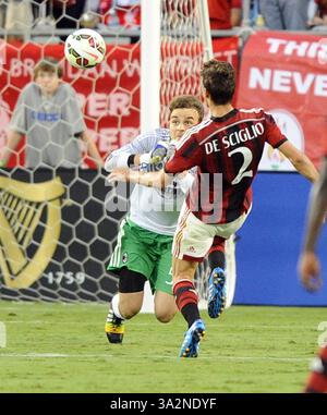 2. August 2014 - Charlotte, NC, USA - AC Mailand Torhüter Gabriel Vasconcellos spielt am Samstag, den 2. August 2014, in der zweiten Halbzeit gegen Liverpool im Bank of America Stadium in Charlotte, N.C.. Liverpool gewann mit 2:0. (Bild: © David T. Foster/MCT/ZUMA Wire) Stockfoto