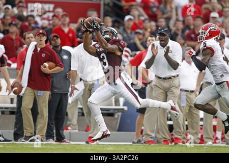 13. September 2014 - Columbia, SC, USA - South Carolina Gamecocks Wide Receiver Nick Jones (3) macht einen über-Schulter-Fang für einen ersten Rückschlag während der ersten Hälfte des Gamecocks-Spiels gegen Georgia im Williams-Brice Stadium, Samstag, 13. September 2014 Columbia, S.C. (Credit Image: © Gerry Melendez/MCT/ZUMA Wire) Stockfoto