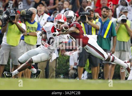 September 2014 - Columbia, SC, USA - South Carolina Gamecocks Cornerback Al Harris Jr. (31) bricht einen Pass auf, um während der ersten Hälfte des Gamecocks-Spiels gegen Georgia im Williams-Brice Stadium einen vierten Rückschlag zu erzwingen, Samstag, 13. September 2014 Columbia, S.C. (Kreditbild: © Gerry Melendez/MCT/ZUMA Wire) Stockfoto