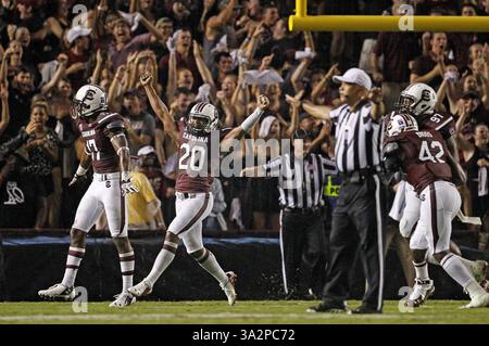 13. September 2014 - Columbia, SC, USA - South Carolina Gamecocks Safety T.J. Gurley (20) feiert im Williams-Brice Stadium am Samstag, den 13. September 2014 in Columbia, S.C. ein verpasstes Tor von Georgia 38-35. (Abbildung: © Gerry Melendez/MCT/ZUMA Wire) Stockfoto