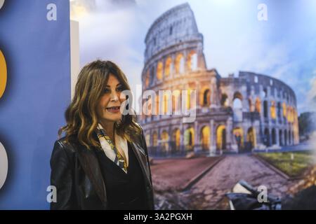 Neapel, Italien. März 2025. Der stellvertretende Minister für auswärtige Angelegenheiten und internationale Zusammenarbeit, Edmondo Cirielli, und die Tourismusministerin Daniela Santanche bei der Einweihung der 28. Ausgabe der BMT (Mittelmeer-Tourismusbörse) in der Mostra d'Oltremare in Neapel, 13. März 2025. Quelle: Live Media Publishing Group/Alamy Live News Stockfoto