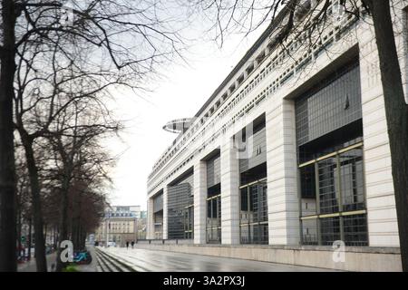 Paris, Frankreich. März 2025. Illustrationen Ministerium für Wirtschaft und Finanzen in Paris, Frankreich am 13. März 2025. Foto: Karim Ait Adjedjou/ABACAPRESS. COM Credit: Abaca Press/Alamy Live News Stockfoto