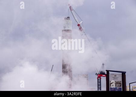 London, Großbritannien. März 2025. Rauchbalg im Ecopark-Werk von London Energy Edmonton. Quelle: Vuk Valcic/Alamy Stockfoto