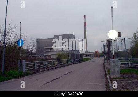 Das Kernkraftwerk zwentendorf in österreich das Kernkraftwerk zwentendorf Stockfoto