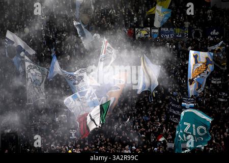 Rom, Italien. März 2025. Lazi ofans jubelte während des Europa League-Fußballspiels zwischen SS Lazio und Viktoria Plzen im Olimpico-Stadion in Rom (Italien) am 13. März 2025 an. Quelle: Insidefoto/Alamy Live News Stockfoto