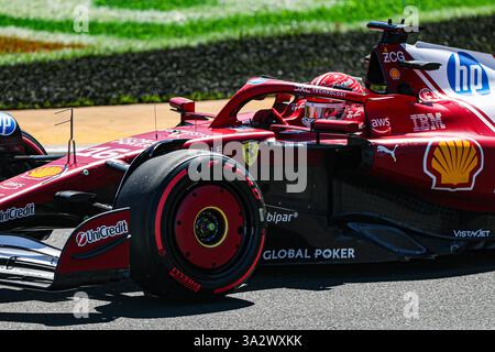Malbourne, Australien. Februar 2025. Charles Leclerc (MON) - Scuderia Ferrari - Ferrari SF-25 - Ferrari während des Freitagstraining des Grand Prix 2025 von Louis Vuitton in Australien; Albert Park, Melbourne, Australien, 14. Bis 16. März 2025 Credit: Alessio de Marco/Alamy Live News Stockfoto