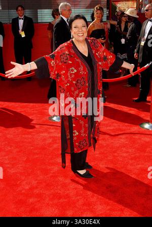 September 2003 - Los Angeles, CA, USA - K32853FB -. DIE 55. JÄHRLICHE PRIMETIME EMMY AWARDS -ARRIVALS - . THE SHRINE THEATRE, LOS ANGELES, CA - .09/21/2003 - . FITZROY BARRETT / 2003 - . SHELLEY MORRISON(Bild: © Globe Photos/ZUMAPRESS.com) Stockfoto