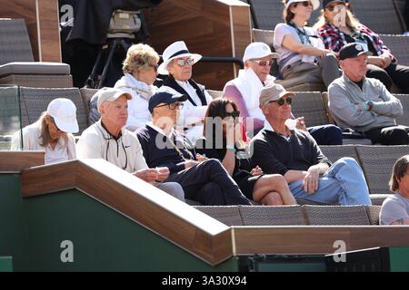 Indian Wells, Kalifornien, USA. März 2025. Bill Gates und Melinda Gates bei den BNP Paribas Open 2025 im Indian Wells Tennis Garden am 13. März 2025 in Indian Wells, Kalifornien. Kredit: Hoo Me. Com/Media Punch/Alamy Live News Stockfoto