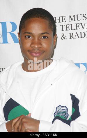 15. MÄRZ 2004 - WEST HOLLYWOOD, KALIFORNIEN, USA - SAM JONES III -..DAS MUSEUM OF TELEVISION AND RADIO PRÄSENTIERT DAS 21. JÄHRLICHE WILLIAM PALEY TV FESTIVAL. DGA THEATER, WEST HOLLYWOOD, CA -.03/15/2004 -. NINA PROMMER/ 2004.K35941NP(Bild: © Globe Photos/ZUMAPRESS.com) Stockfoto